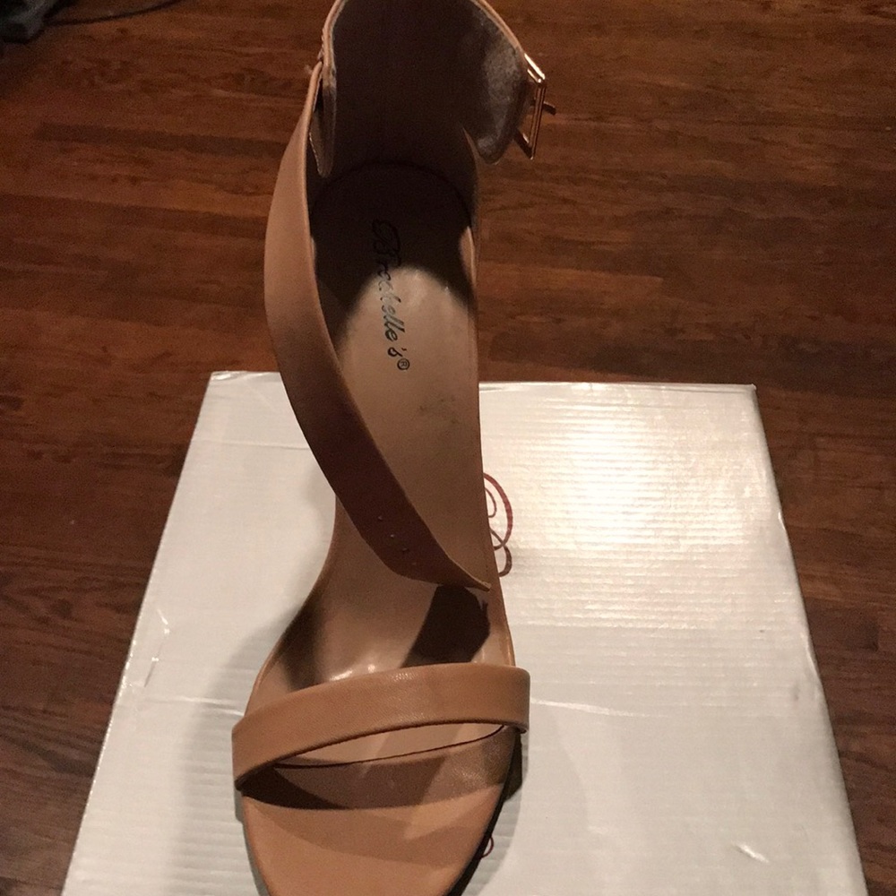Heeled sandals